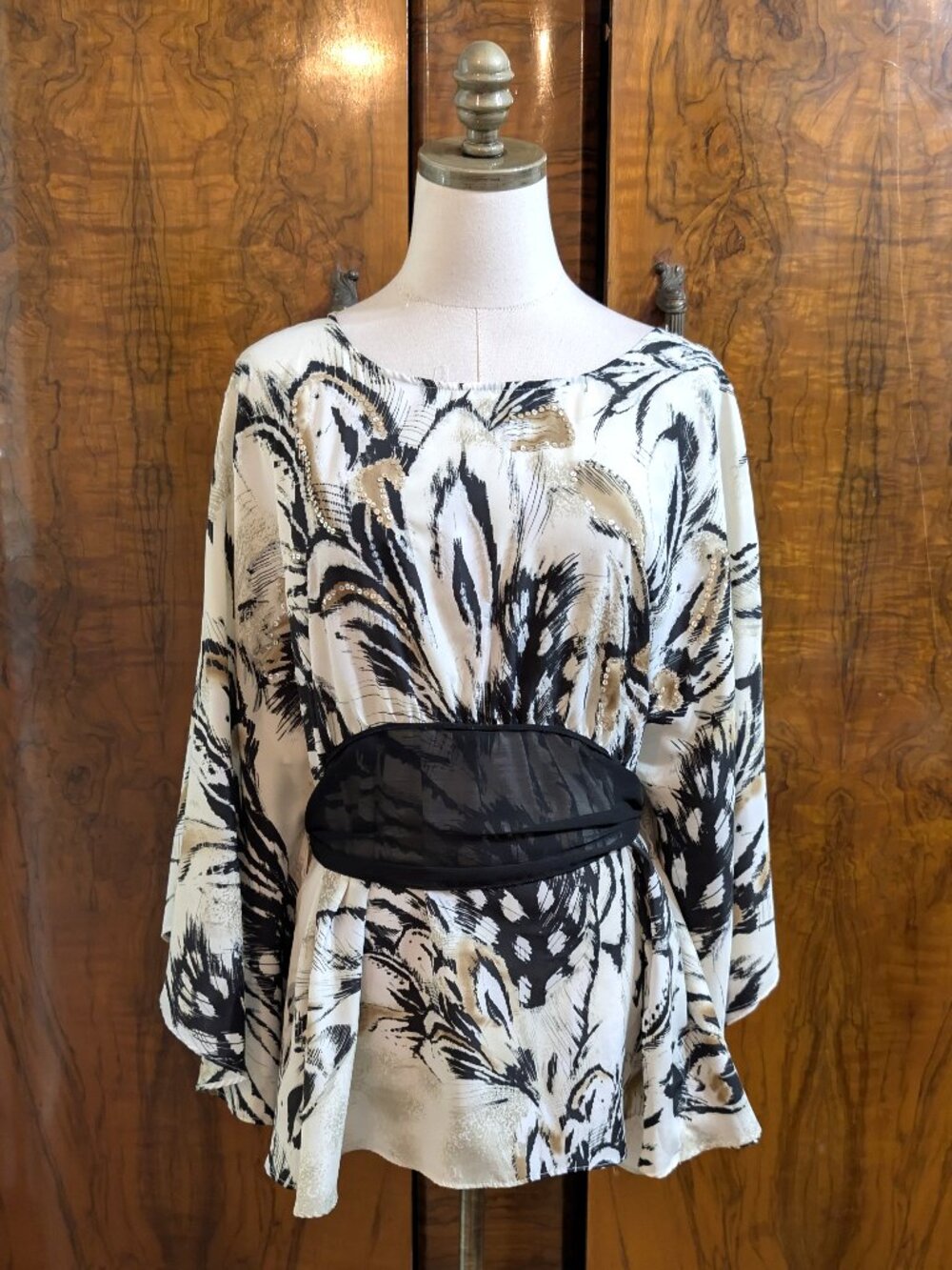 ECI New York Kimono Blouse XL Batwing Sleeve Tiger Print Belted Tunic Whimsical